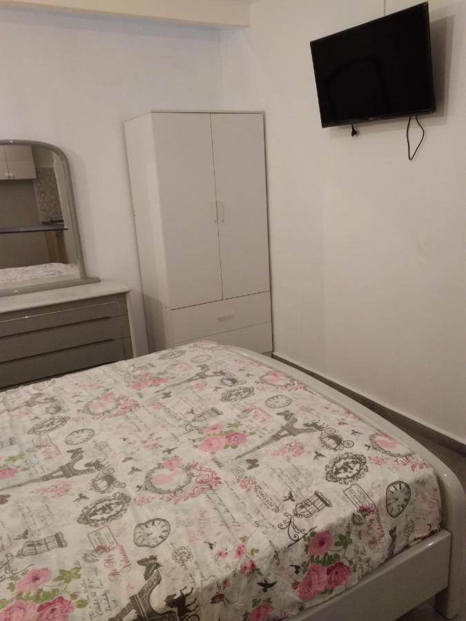 Διαμέρισμα 32 τ.μ. με 1 υπνοδωμάτιο και 1 ιδιωτικό μπάνιο σε Παγκράτι Αθήνα Εξωτερικό φωτογραφία